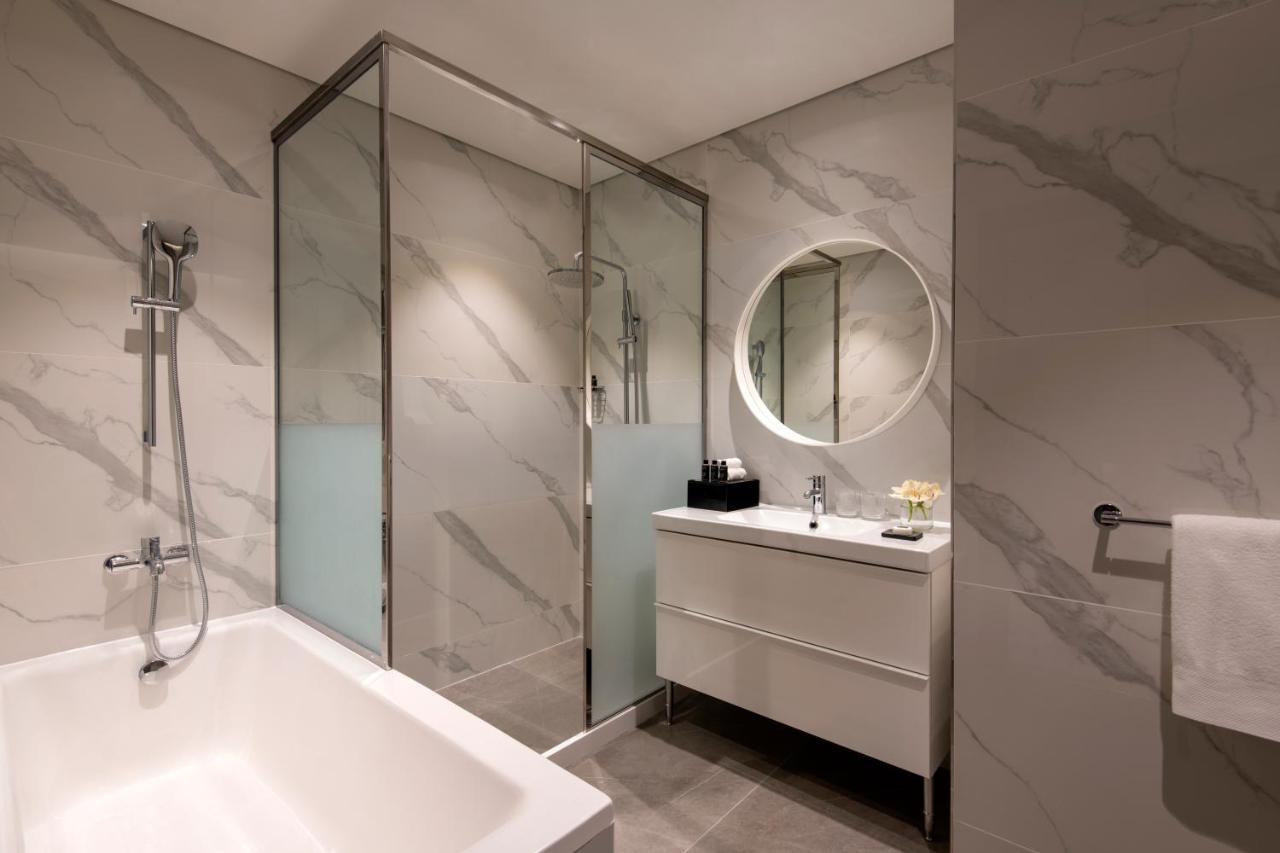 Steigenberger Residence Doha Dış mekan fotoğraf Bathroom
